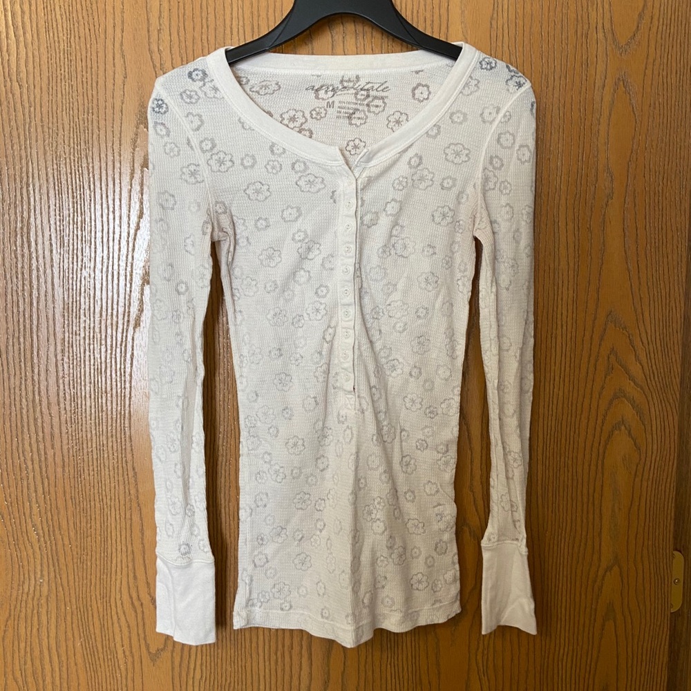 Aeropostale Floral Long Sleeve Shirt Womens Medium